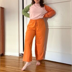 [SOLD] Lisa Says Gah matching sweats set